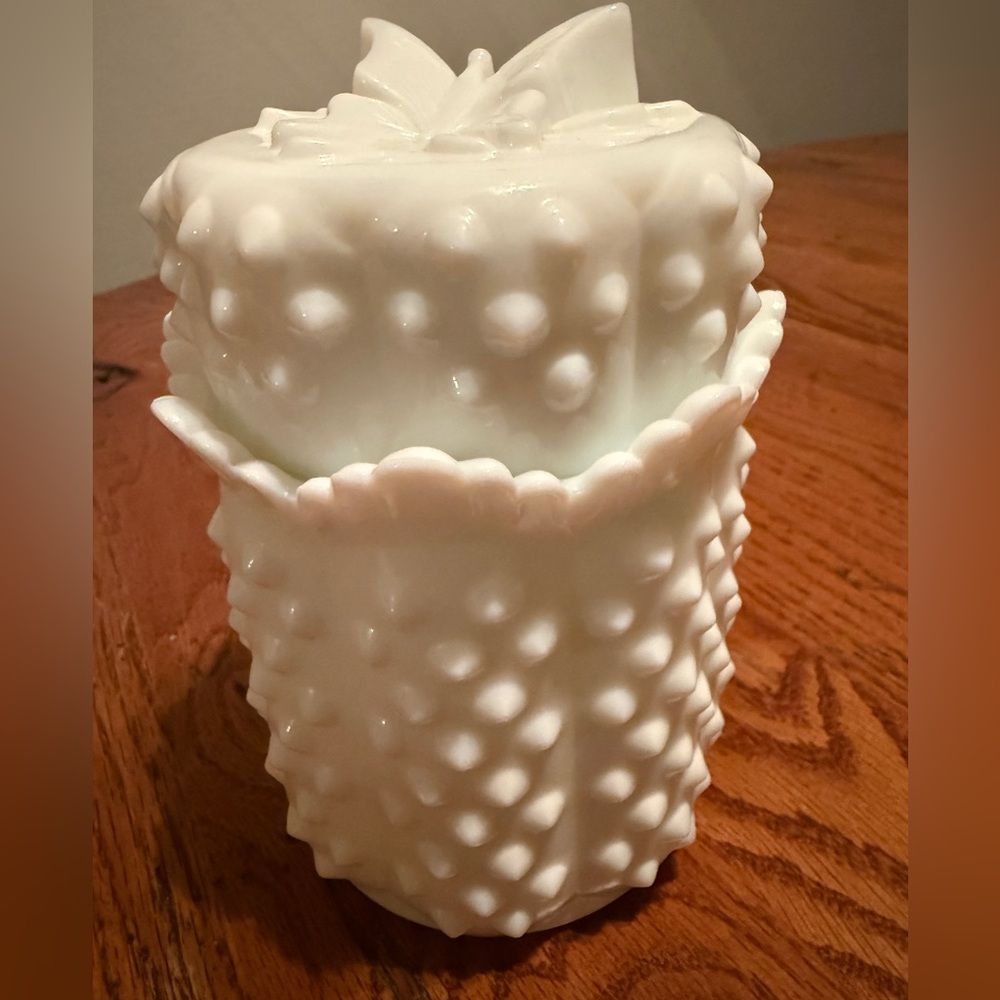 Fenton Milk Glass White Hobnail Butterfly Lidded Candy Jar Vintage Elegant